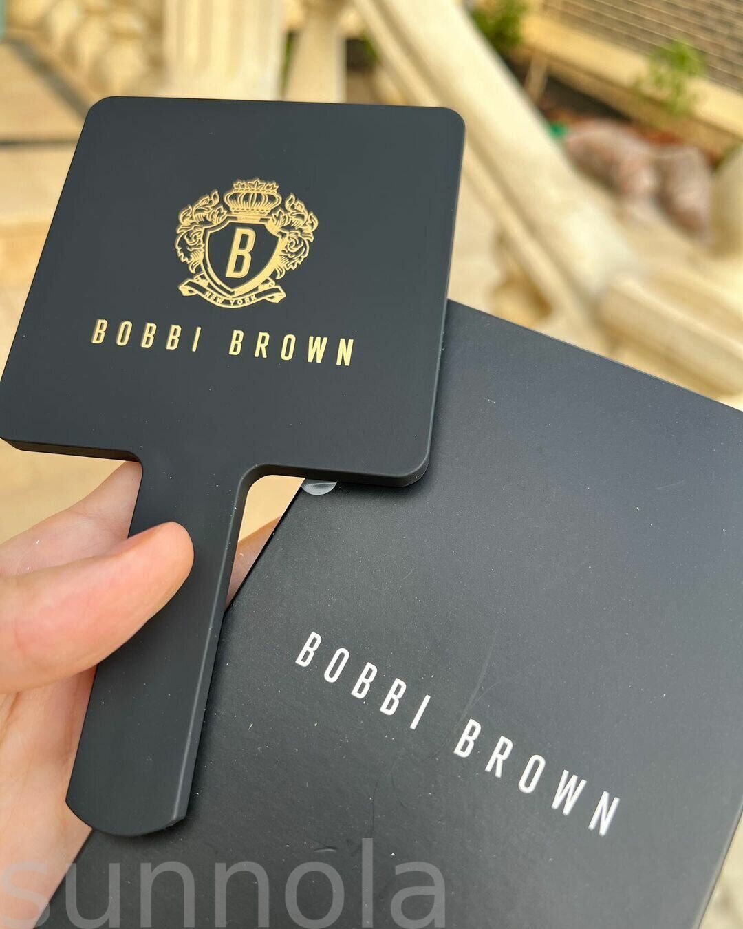 Компактное дорожное зеркало Bobbi brown